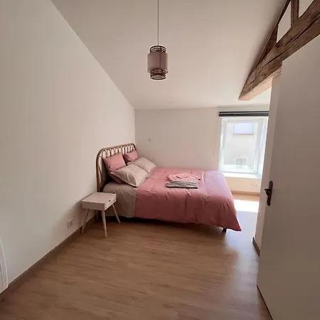 Les Petits Pirons Hébergement de vacances *